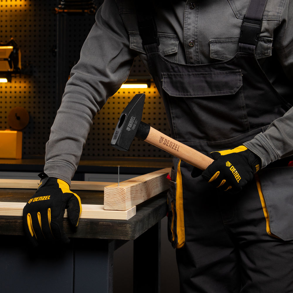 Молоток слесарный, 1000 г, кованый квадратный боек, буковая рукоятка Denzel (10437)