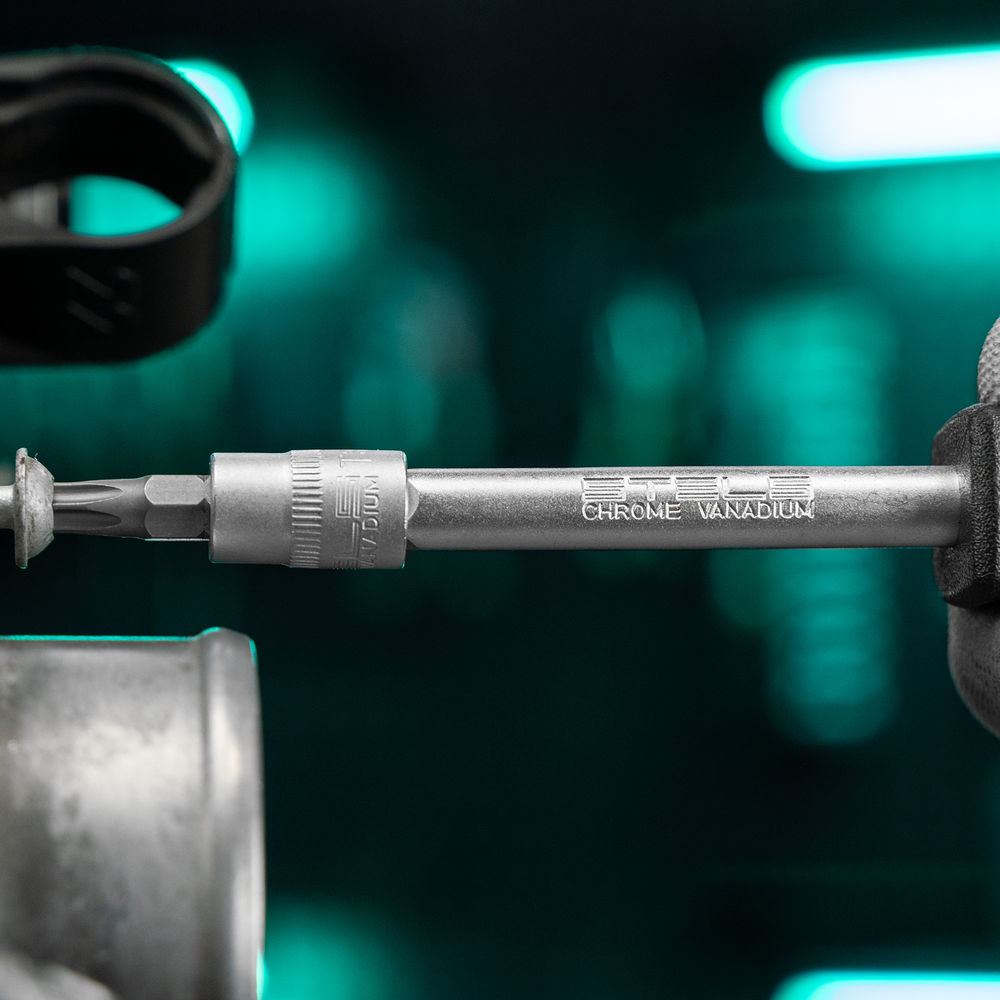 Набор инструментов, 1/4, CrV, пластиковый кейс 57 предметов Stels