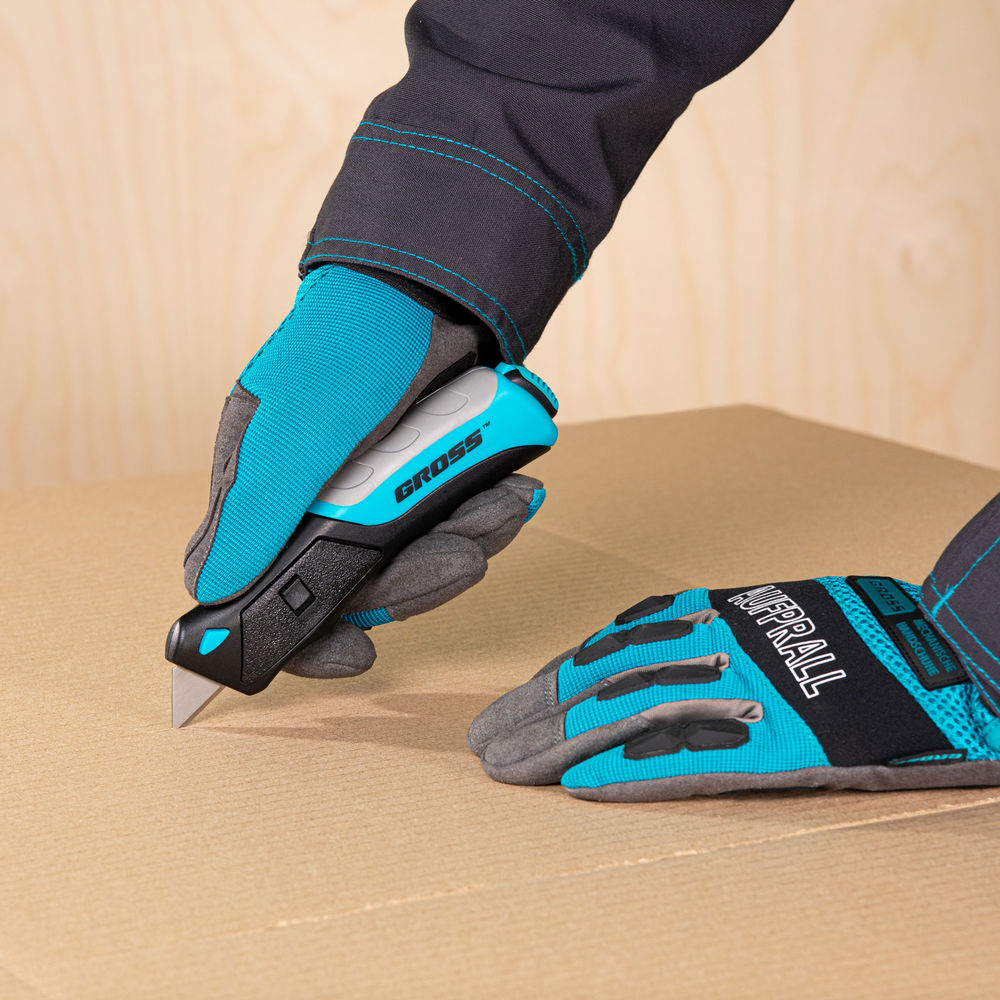 Нож ремонтно-монтажный, трехкомпонентная рукоятка, кнопочный автовыброс, возврат лезвия, 175 мм, 5 запасных лезвий Gross (78879)