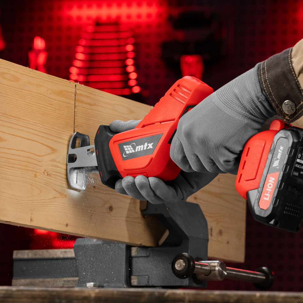 Пила сабельная аккумуляторная RС-80, Li-Ion, 20 В MTX (28812)