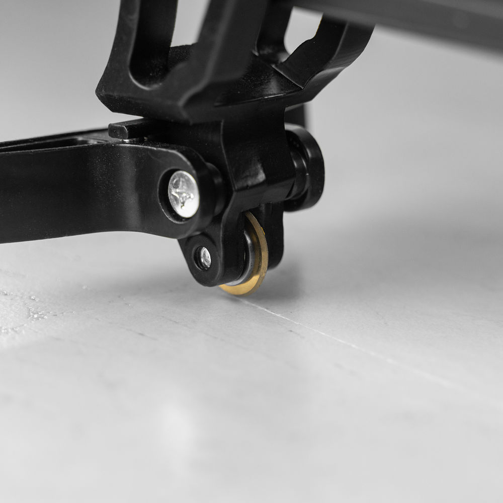 Плиткорез рельсовый 1000х16мм, каретка на подш., стальная станина, усил. рукоятка-пенал Denzel (877018)