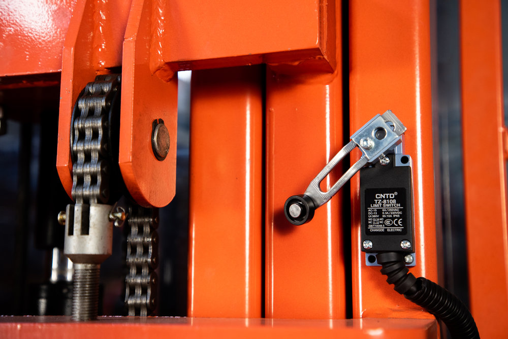 Сборщик заказов с электроподъемом 200 кг 4,5 м TOR GOPY4.503 (1006242)