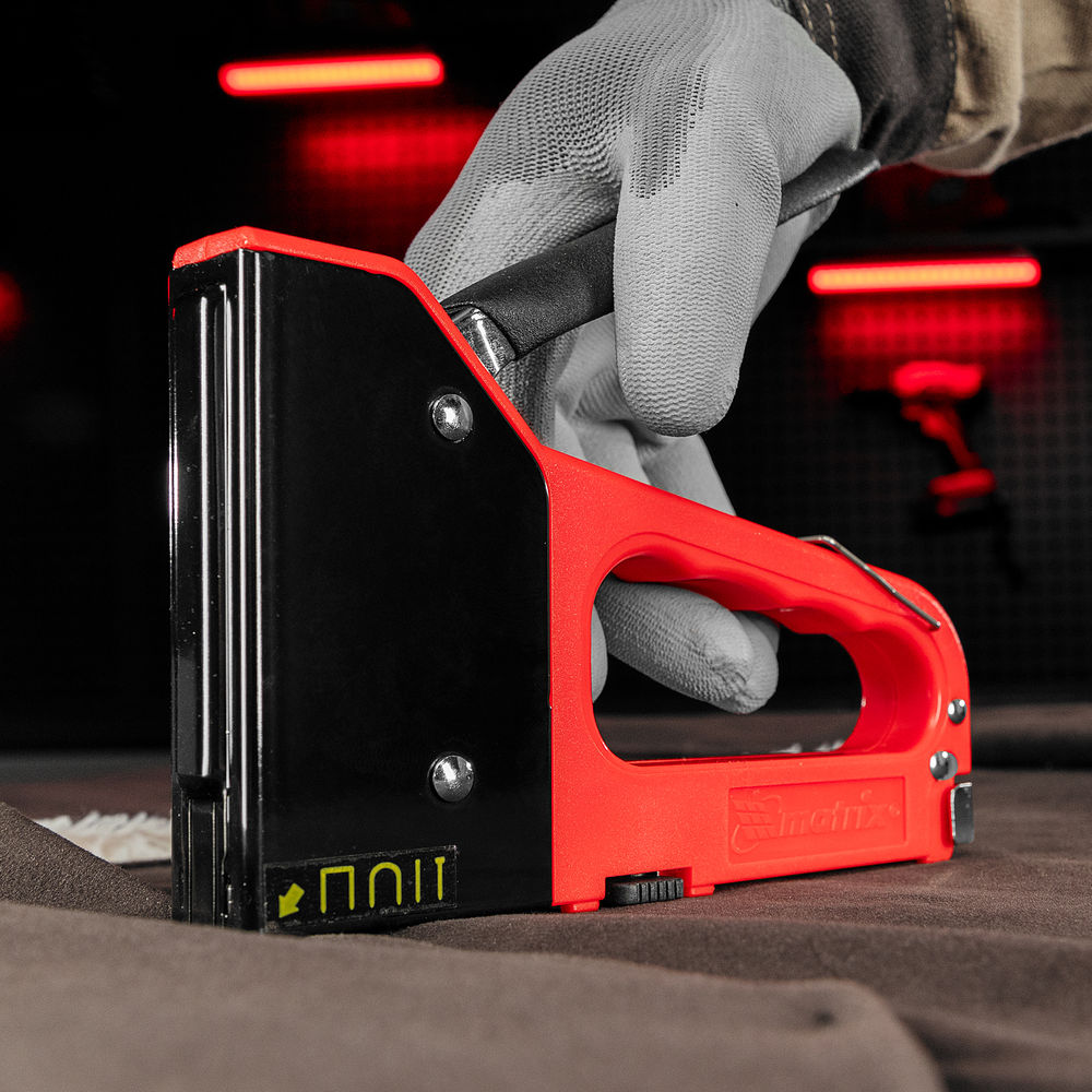 Степлер мебельный 4-функциональный пластиковый, тип скобы: 53, 28, 300, 500, 6-14 мм Matrix (40905)