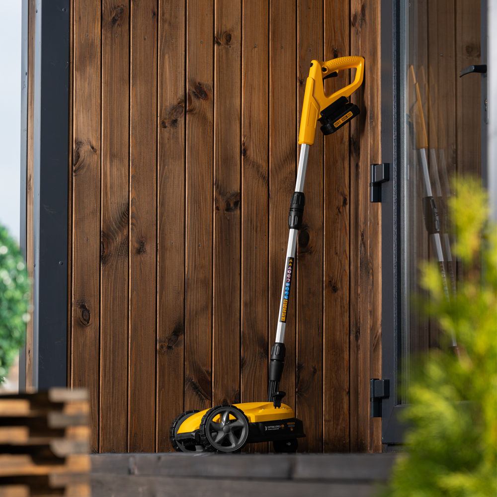 Портативная аккумуляторная газонокосилка CLM-22, Li-ion, 20В, 220 мм // Denzel (58860)