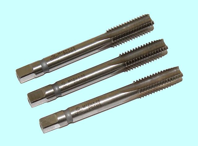 Метчик М18,0 х 1,0 м/р.Р6АМ5 комплект из 3-х шт. CNIC