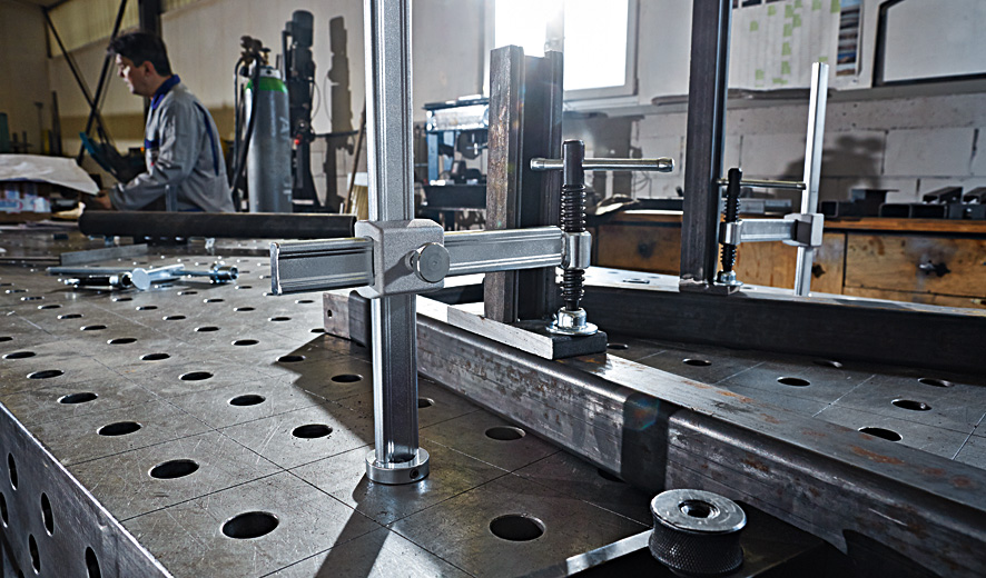 Зажимной элемент с регулируемой глубиной захвата для сварочных столов 200/30-150, 2.5 кН, 2К ручка TWV16-20-15-2K BE-TWV16-20-15-2K