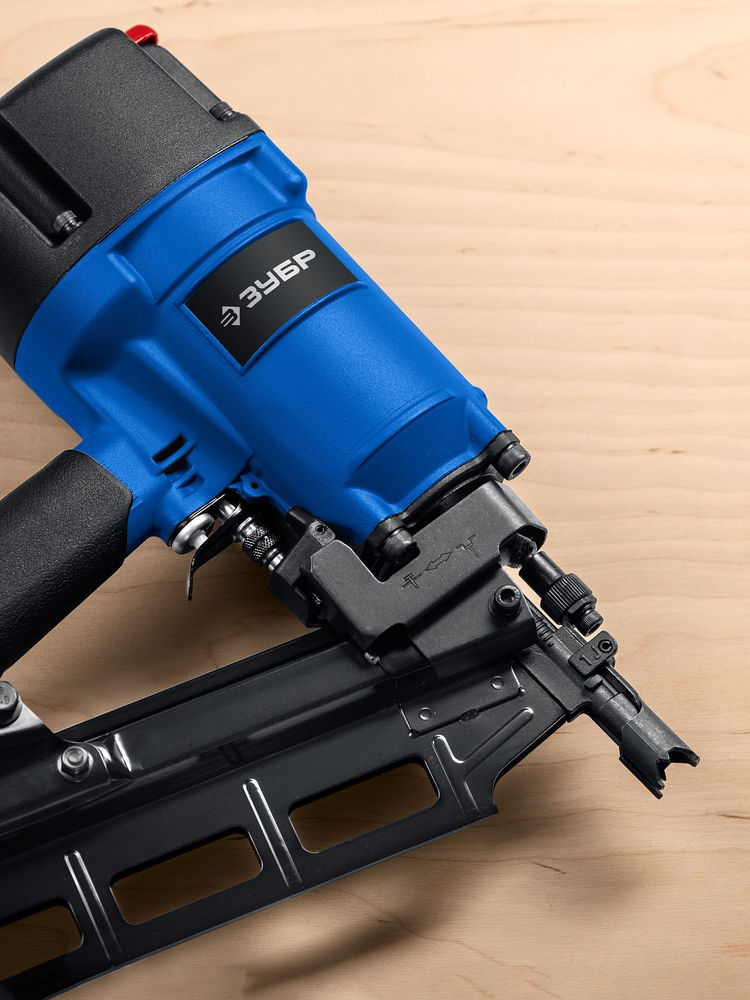 Нейлер пневматический SN21-90A для реечных гвоздей ЗУБР SN21 (50-90 мм) ЗУБР Профессионал 31923