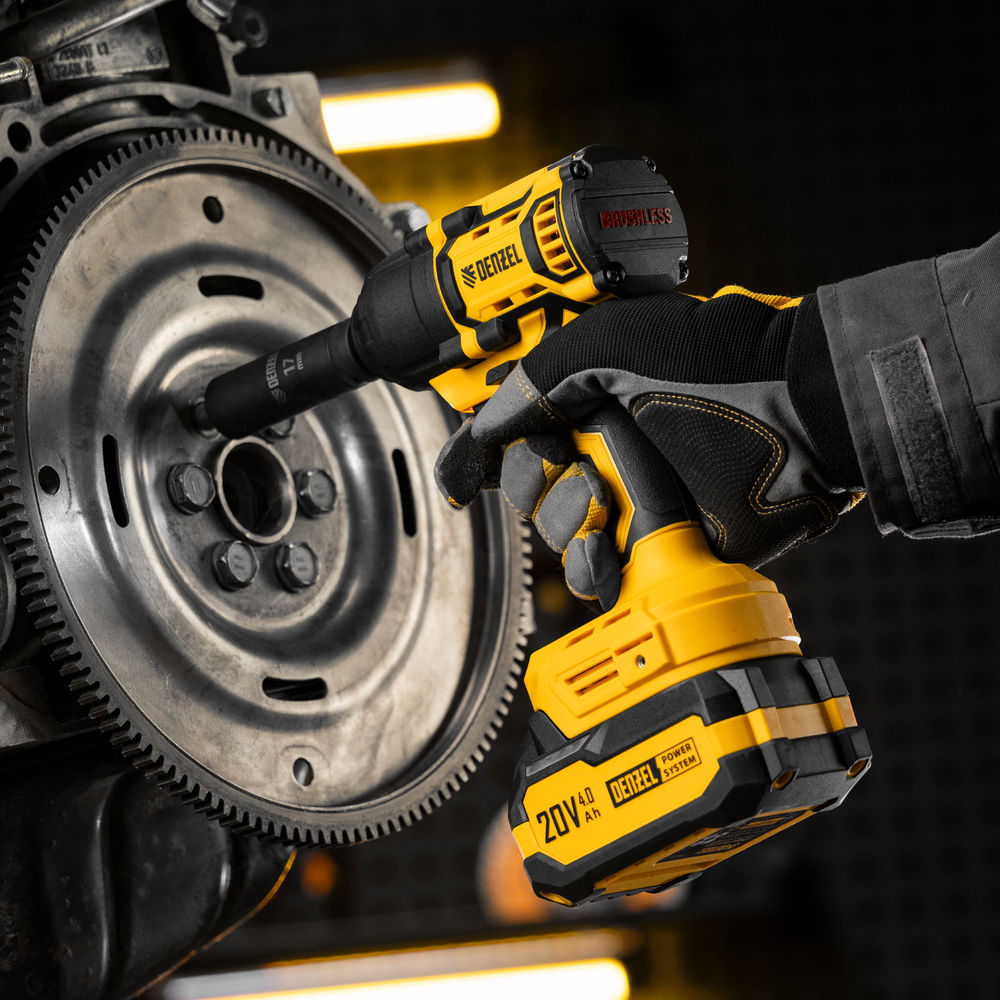 Гайковерт ударный аккумуляторный бесщет. CIWH-BL-20-500, Li-Ion, 20 В// Denzel (26524)