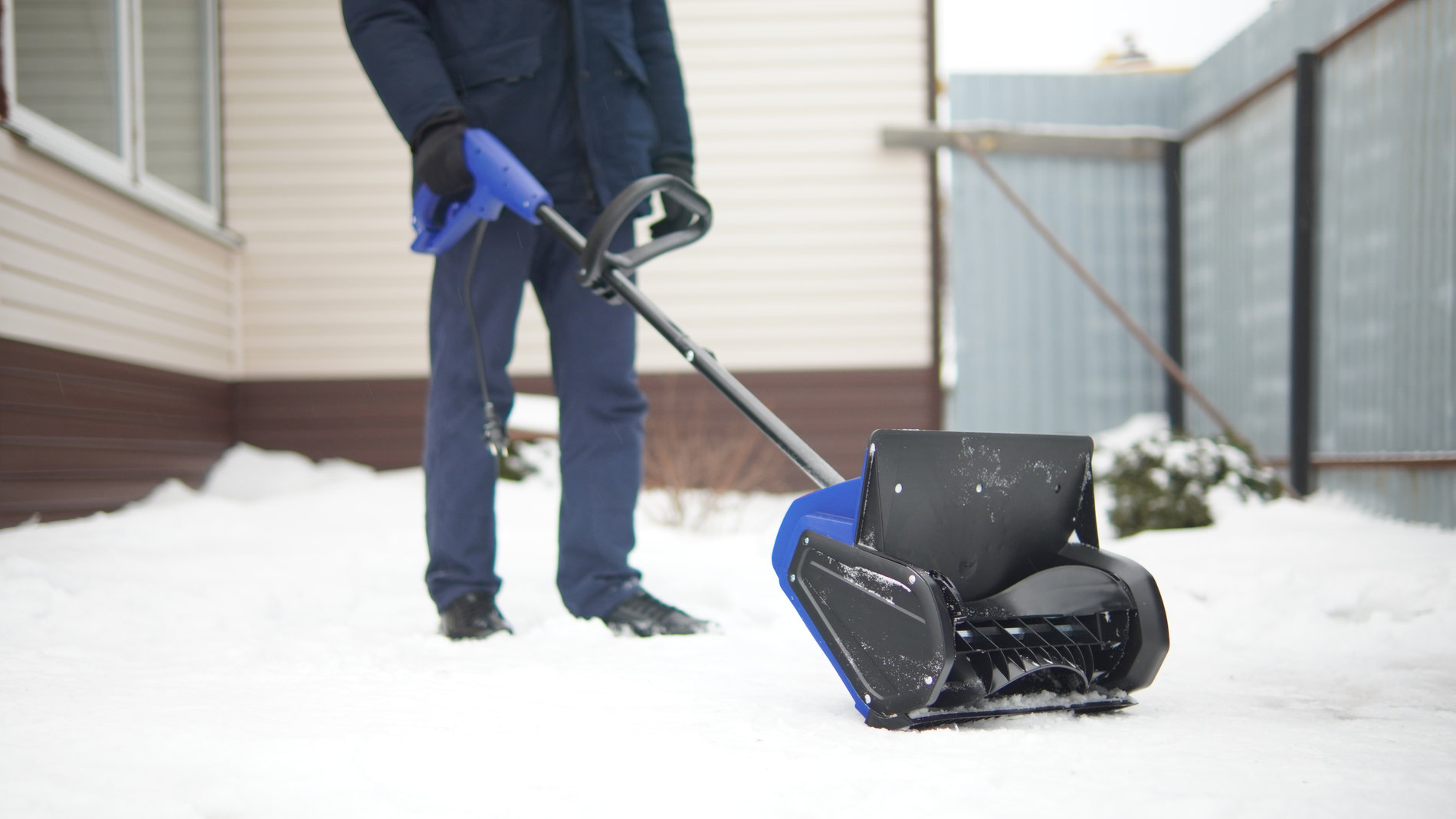 Электрическая лопата для снега (снегоуборщик) 1200Вт, 33см