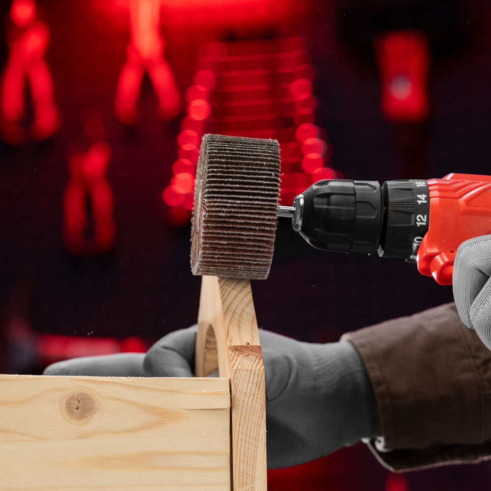 Круг лепестковый для дрели, 80 х 40 х 6 мм, P 80 Matrix (74154)