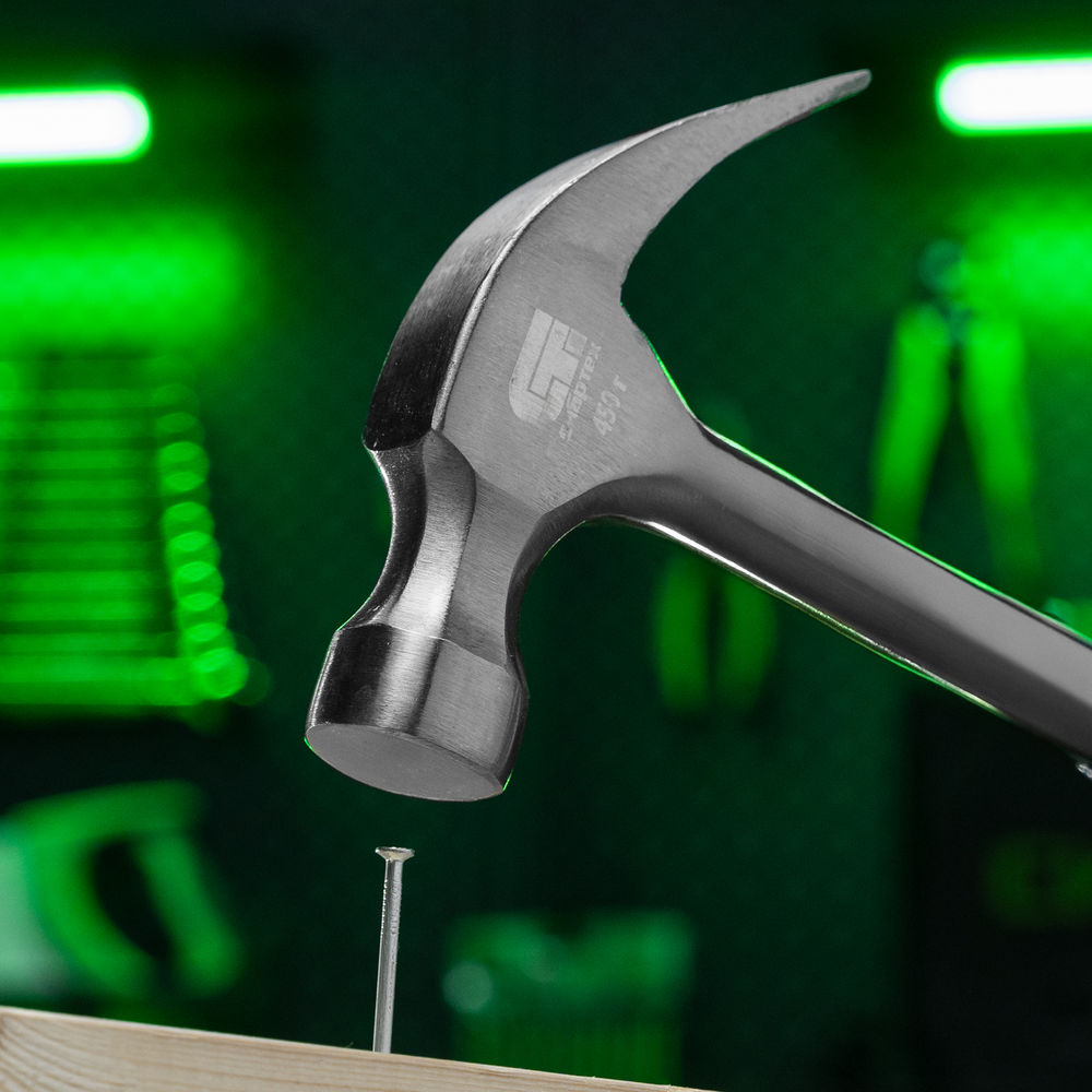 Молоток-гвоздодер, металлическая трубчатая обрезиненная рукоятка, вес 450 г, боек 27 мм Сибртех