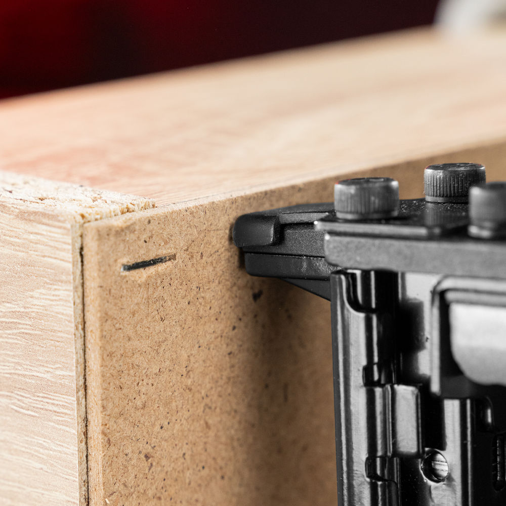 Скобы для пневматического степлера, 6 мм, ширина 1.2 мм, толщина 0.6 мм, ширина скобы 11.2 мм, 5000 шт Matrix (57652)