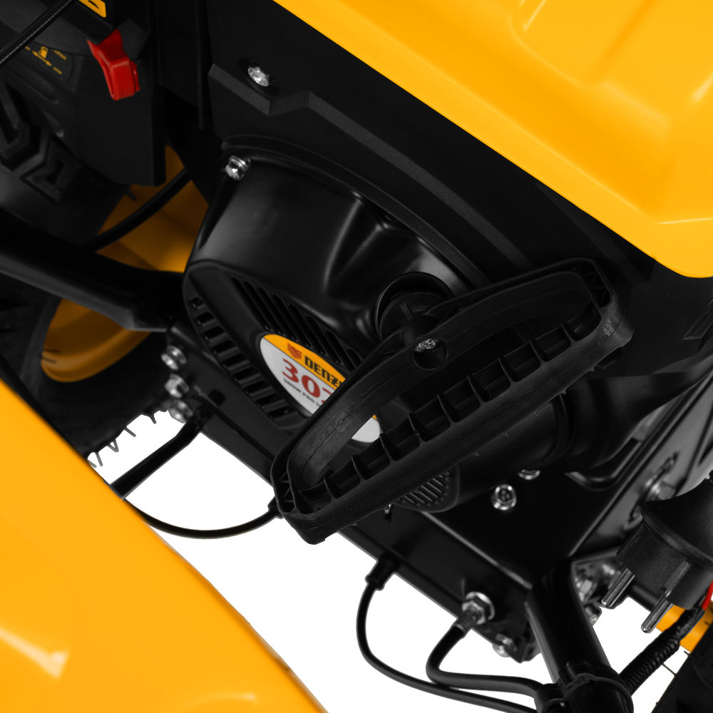 Бензиновая снегоуборочная машина SBL 711D PRO, 302cc, эл.старт, фара, обогрев, блок. дифф. Denzel (97655)