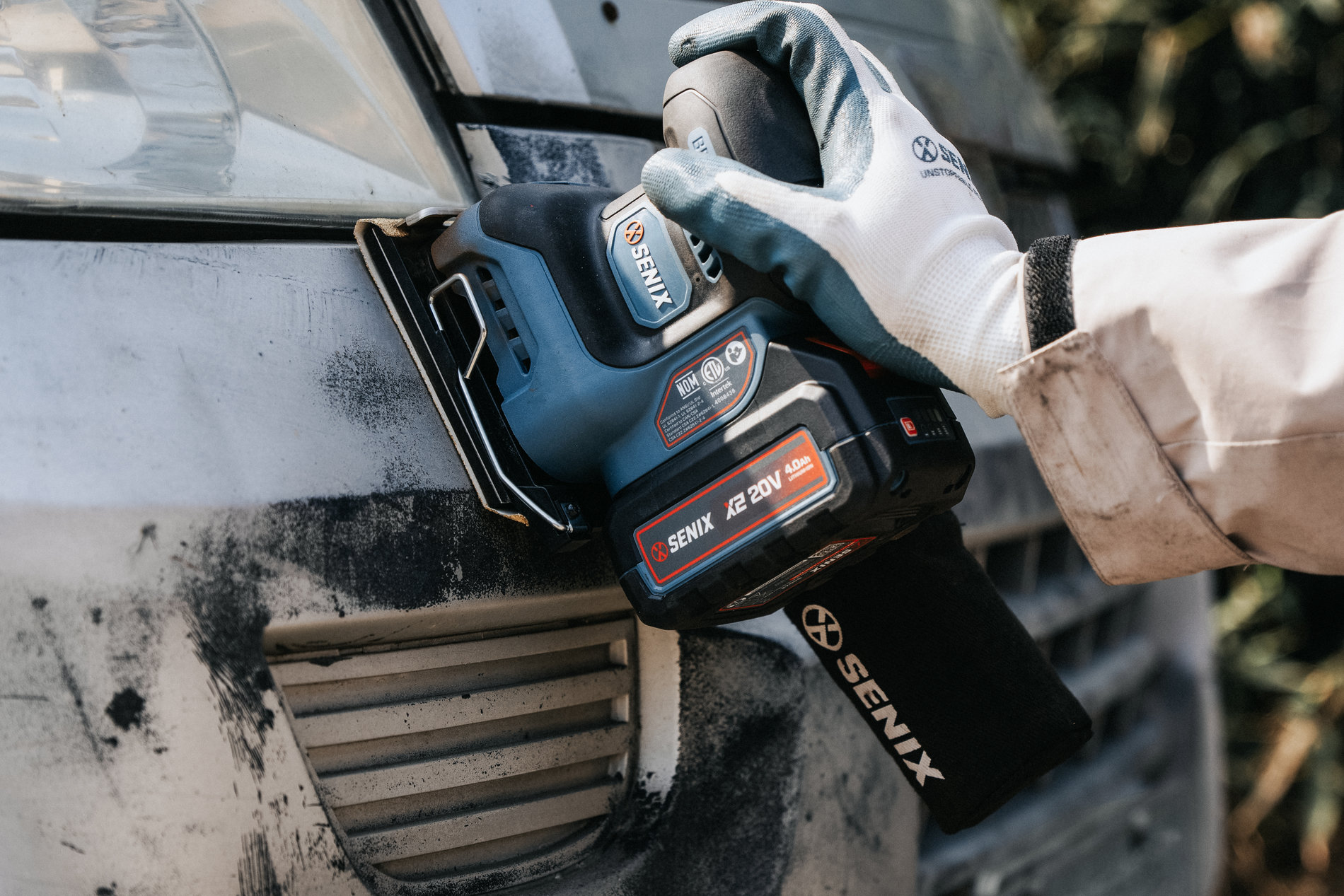 Шлифмашина вибрационная аккумуляторная, бесщ.дв., 125 мм, с 1 АКБ, 1 ЗУ X2 20В