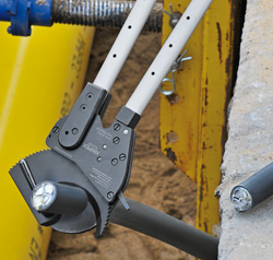 Кабелерез с трещоткой O 100 мм 960 мм? MCM 1900 длина 680 мм 2К телескопические ручки KN-9532100