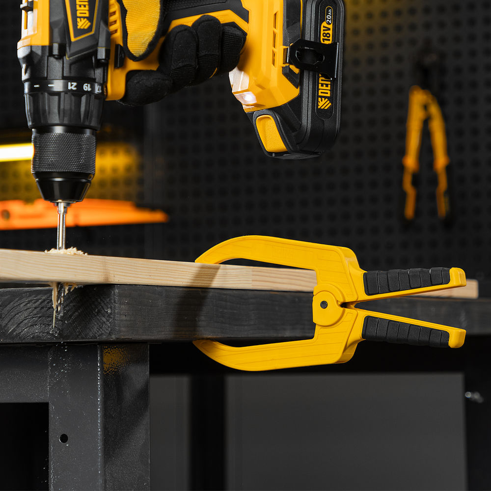 Струбцина клещеобразная, удлиненная 75 х 110 мм двухкомпонентные рукоятки Denzel (20790)