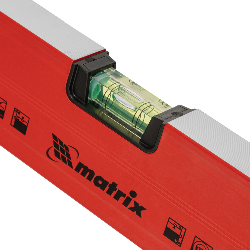 Уровень алюминиевый магнитный, 1800 мм, фрезерованный, 3 глазка (1 зеркальный) усиленный Matrix (34718)