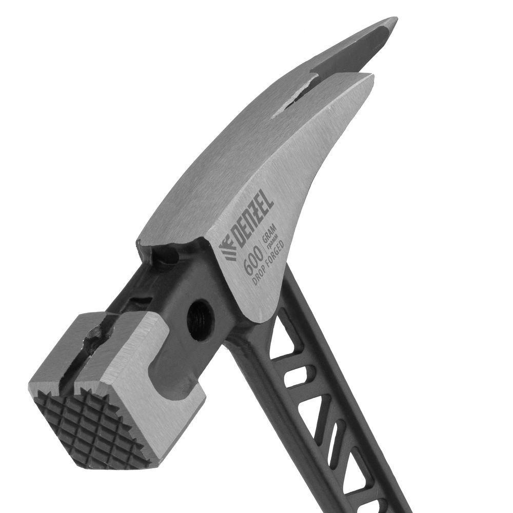 Молоток кровельщика 600 г, цельнокованый, боек с магнитом, двухкомп. обрезин. рук-ка Denzel (10623)