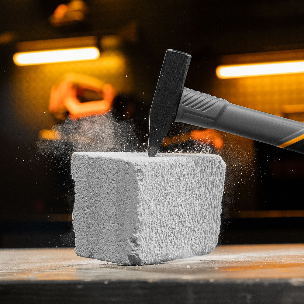 Молоток слесарный, 300 г, кованый, фибергласовая рукоятка c TPR покрытием Denzel (10483)