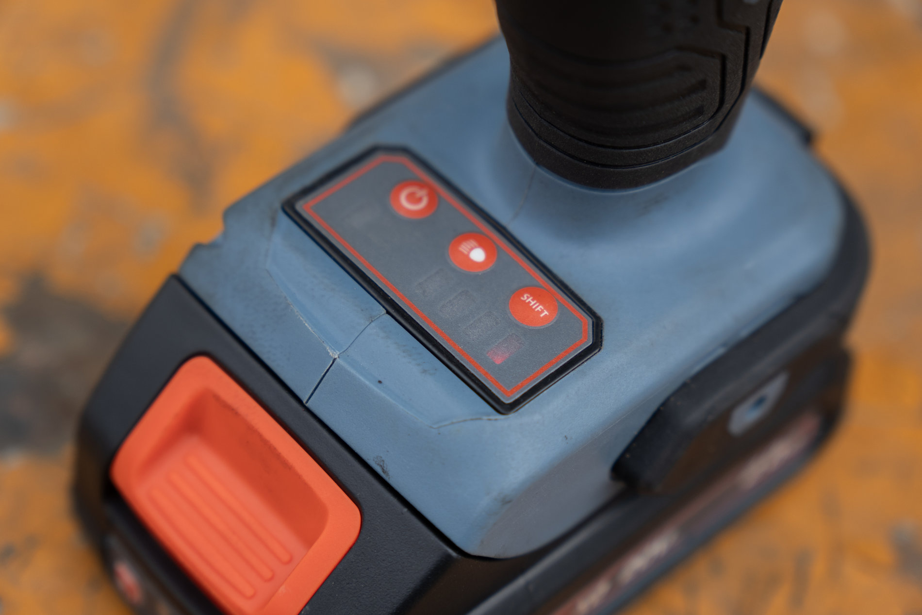 Импульсный гайковерт 1/2, 330 Нм, без АКБ и ЗУ X2 20В