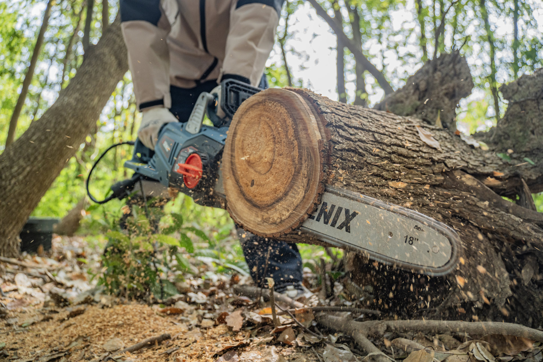 Электрическая цепная продольное исполнение пила 2400Вт, 47,5 (18)