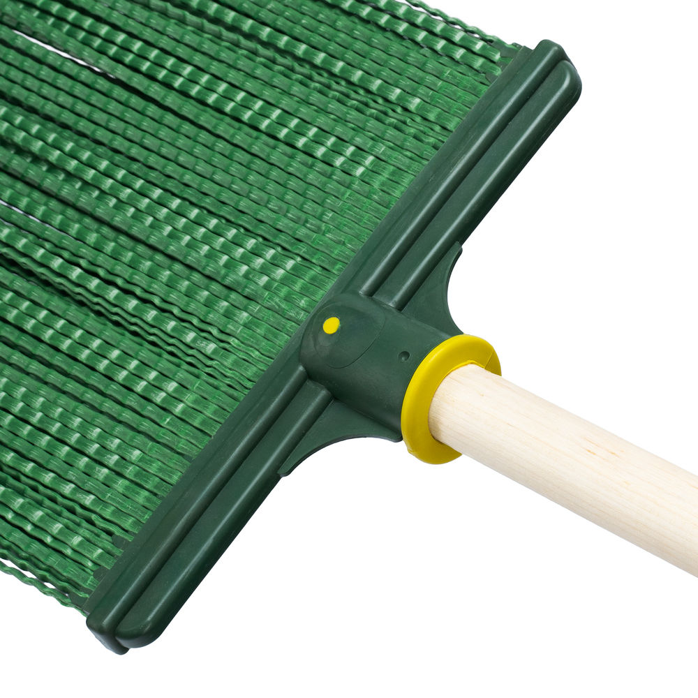 Метла полипропиленовая, 270 х 260 х 1490 мм, плоская распушенная, деревянный черенок, Сибртех (63218)