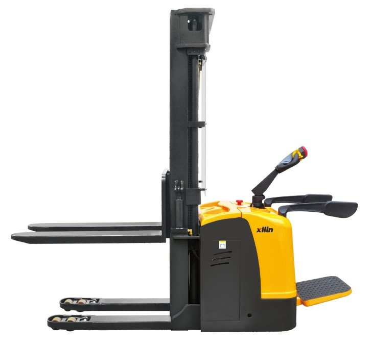 Штабелер самоходный 1,5 т 5,6 м XILIN CDDK15S Li-ion двухуровневый (с платформой) 24/225 В/Ач (1041014)