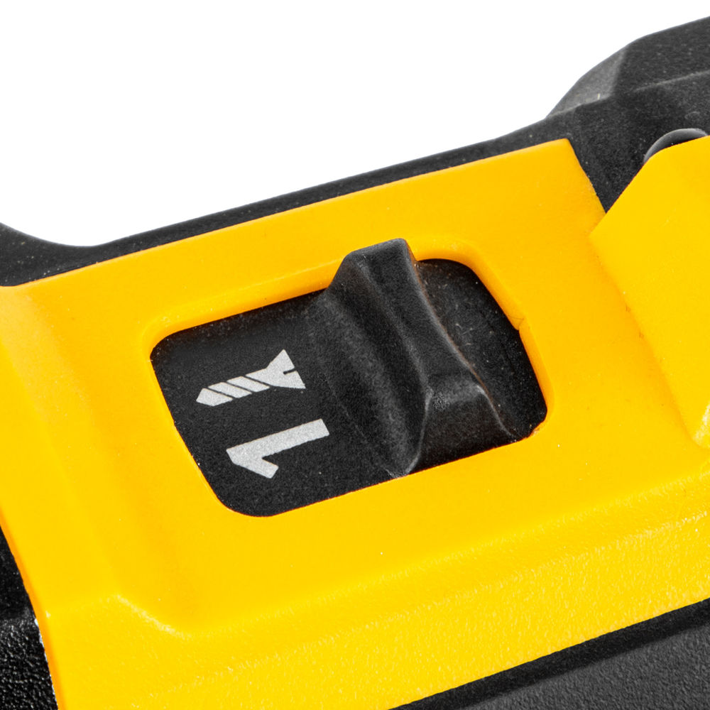 Дрель-шуруповерт аккумуляторная, бесщет. BLDL-IB-18-02, Li-Ion, 18 В, 2 акк. Denzel (26121)