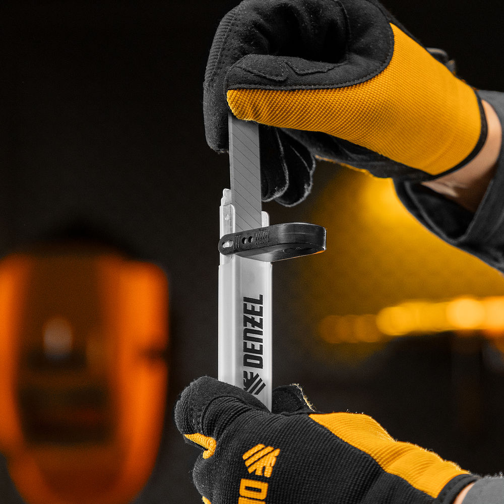 Лезвия, 18 мм, сталь SK5 - 0,5 мм, многосегментные, 10 штук Denzel (79304)