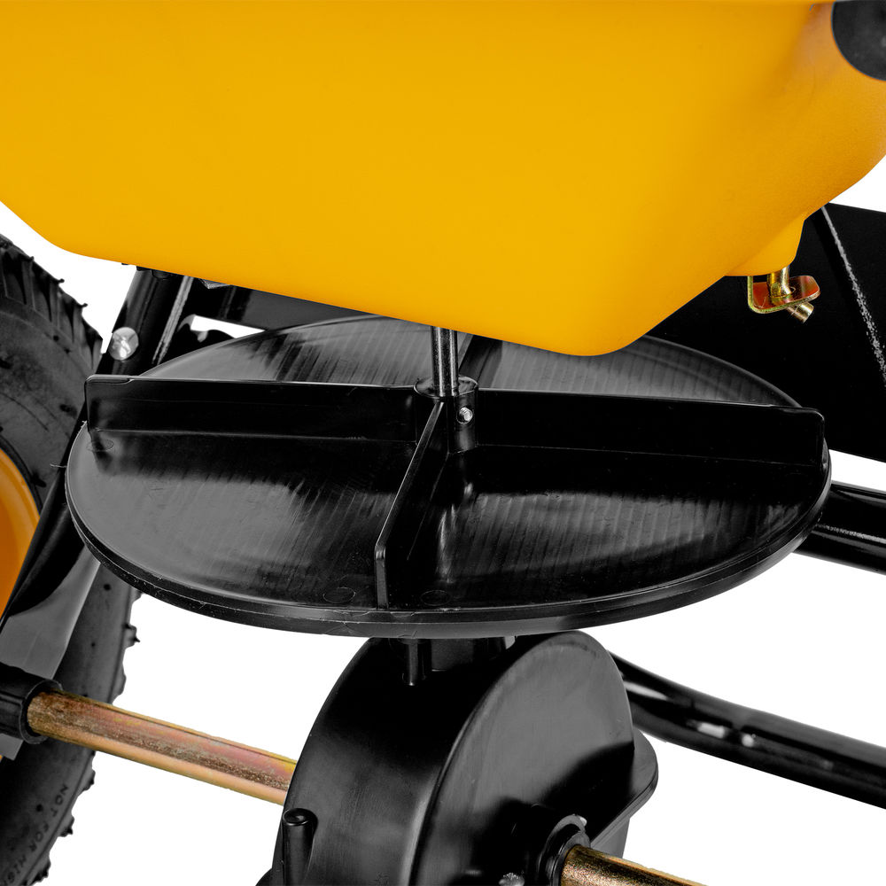 Механическая сеялка на колесах, 45 л Denzel (63951)