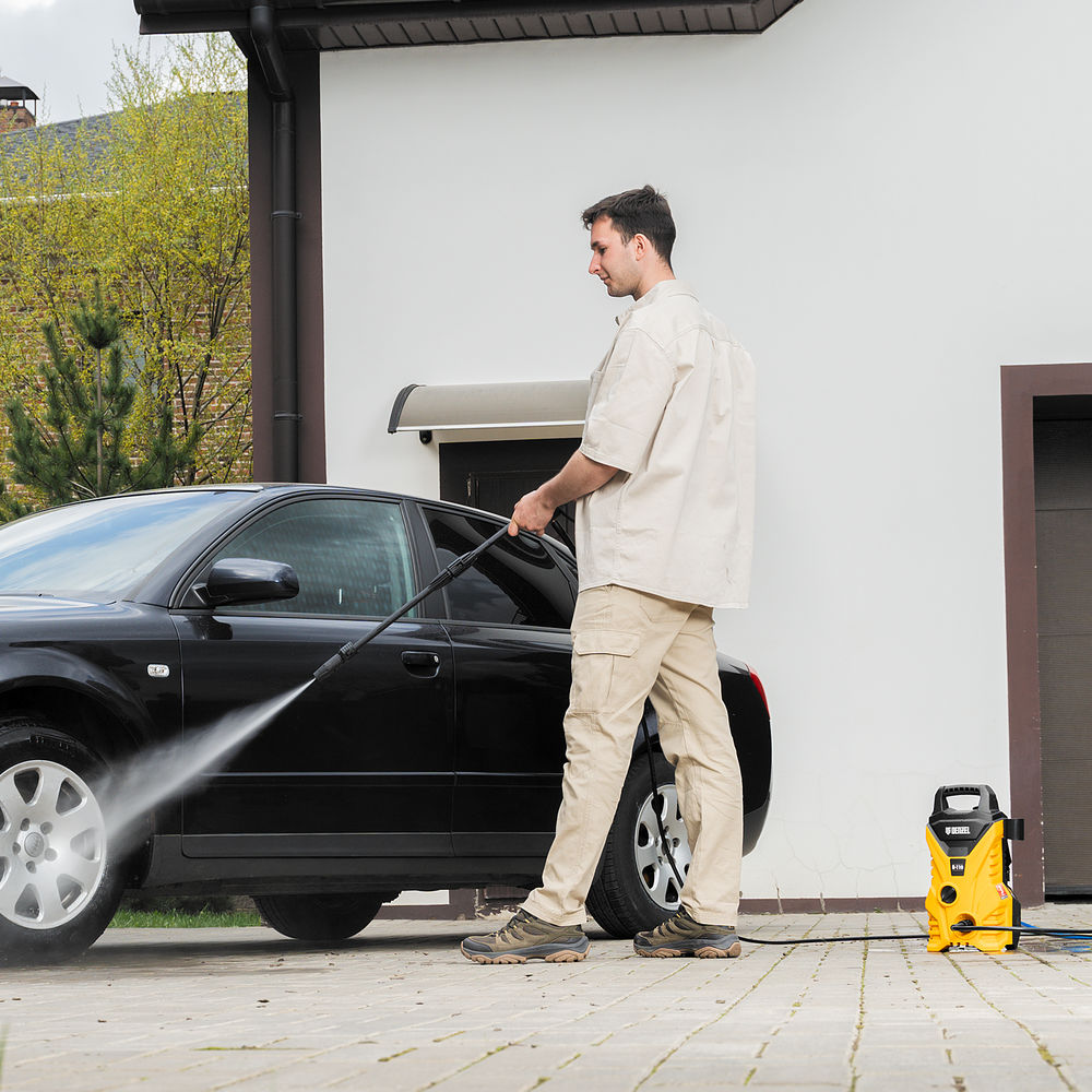 Моечная машина высокого давления R-110, 1500 Вт, 110 бар, 5,7 л/мин, переносная Denzel (58232)