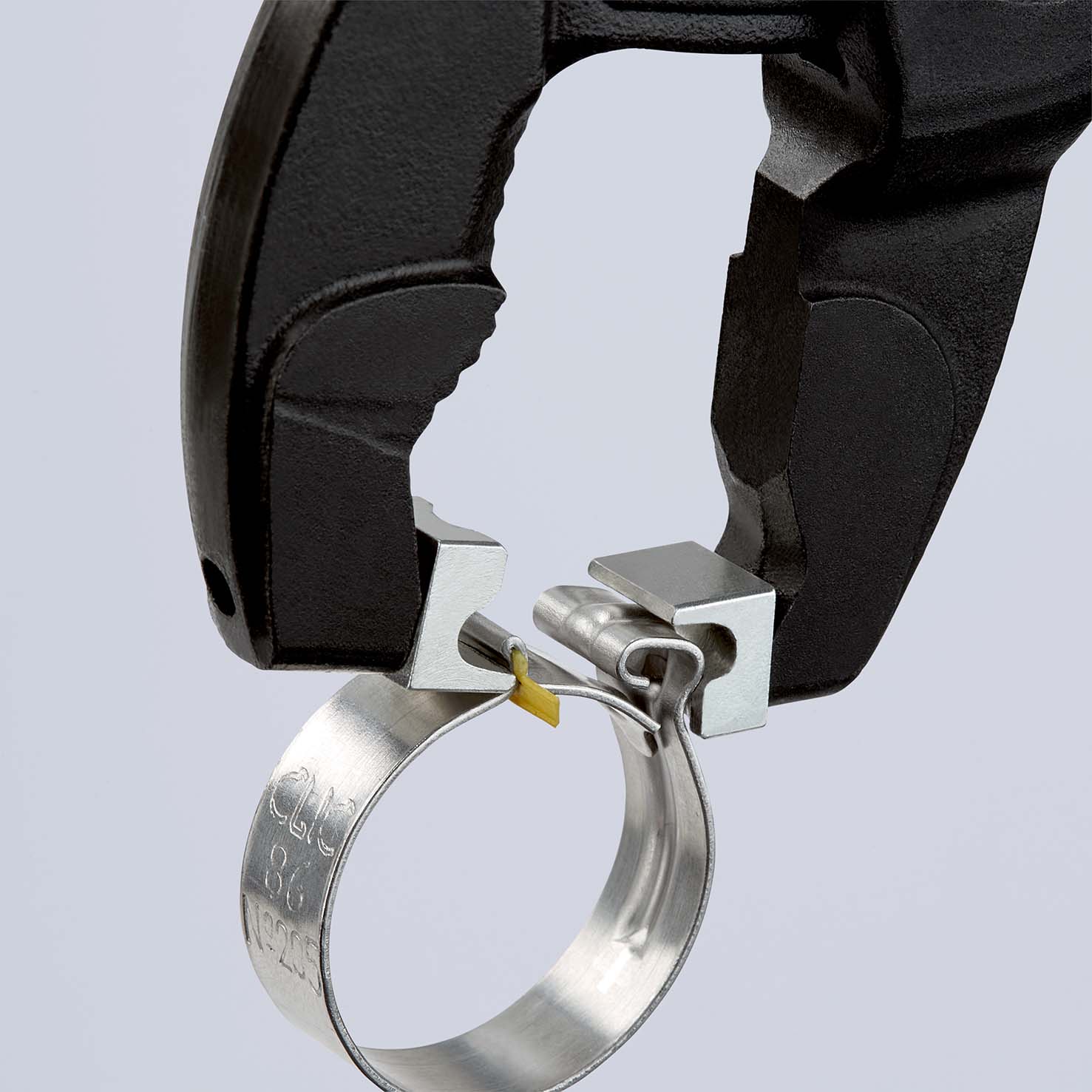 Щипцы для хомутов с защёлкой, 180 мм, узкая голова, для труднодоступных мест (KN-8551180C)