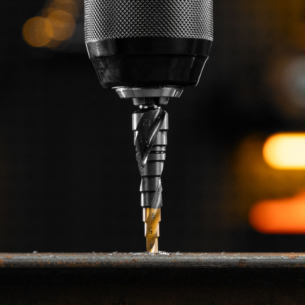 Сверло ступенчатое 4-5-6-7-8-9-10-11-12 мм, Р6М5, 6-гр. хвостовик Denzel (723602)