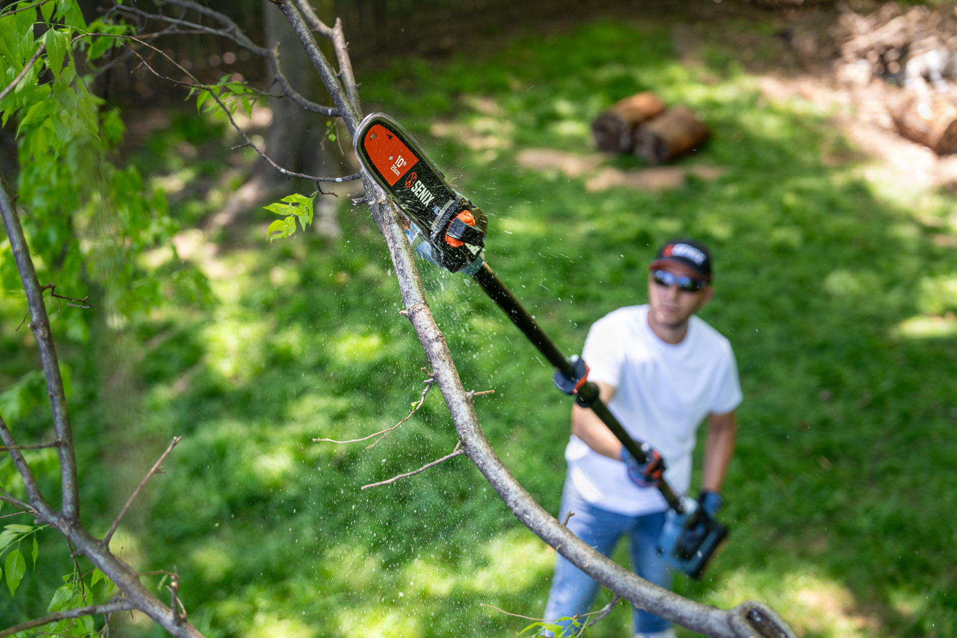Высоторез/сучкорез, бесщ.мотор, 30 см, Oregon. В комплекте: 1 батарея 3.0Ач, ЗУ X6 60В
