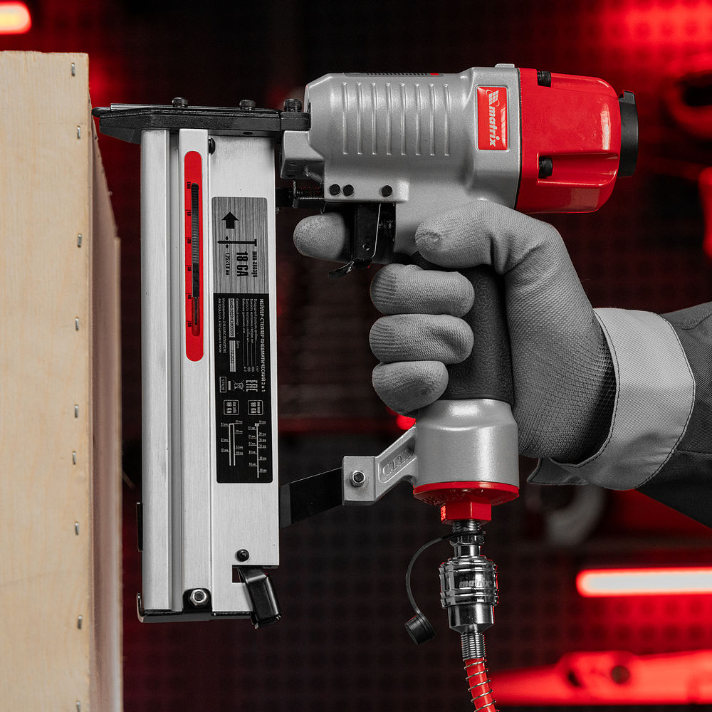 Нейлер-степлер пневматический 2 в 1, с регулировкой глубины забивания, гвозди 18GA, скобы 18GA Matrix (57428)