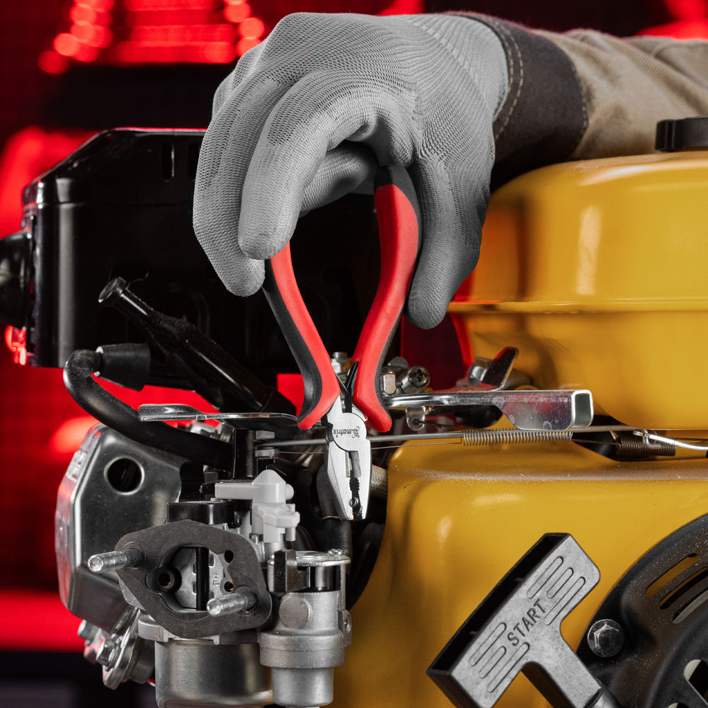 Плоскогубцы Mini, 130 мм, никелированные, авторазжим, двухкомпонентные рукоятки Matrix (17816)