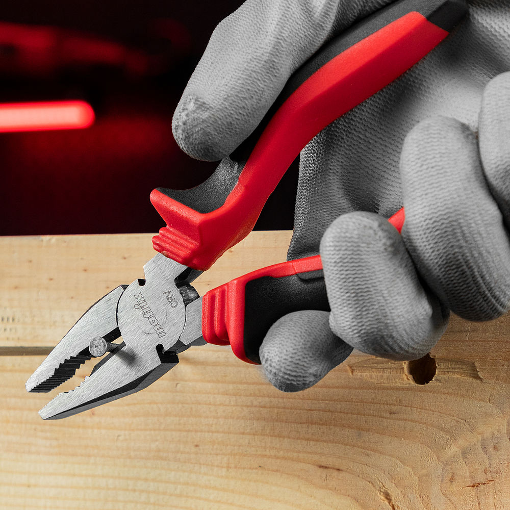 Плоскогубцы комбинированные, 160 мм, хром-ванадий, двухкомпонентные рукоятки Matrix (17090)