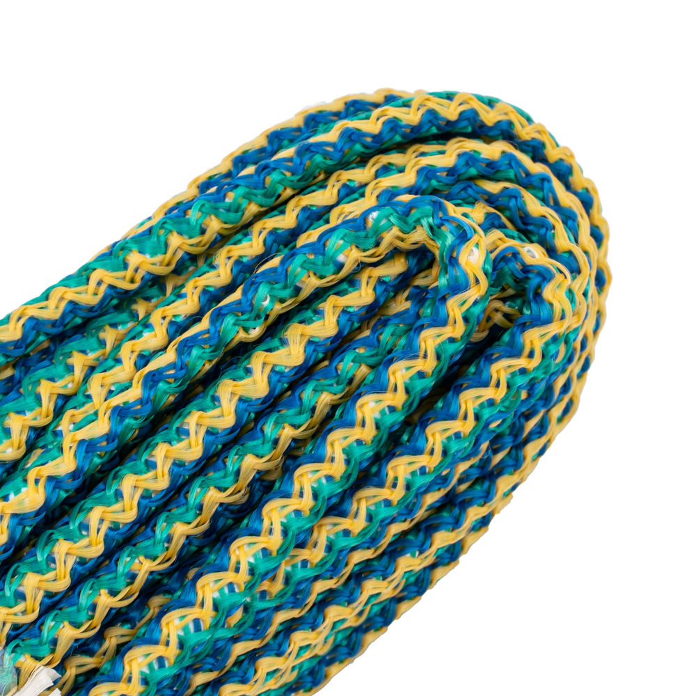 Шнур вязаный полипропиленовый с серд.Радуга, 6 мм, L 20 м, Сибртех (93954)