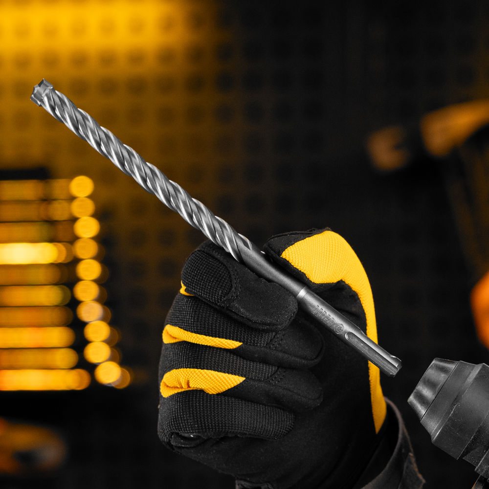 Бур по бетону, цельная крестовая пластина, 12x215 мм, SDS PLUS Denzel (705316)