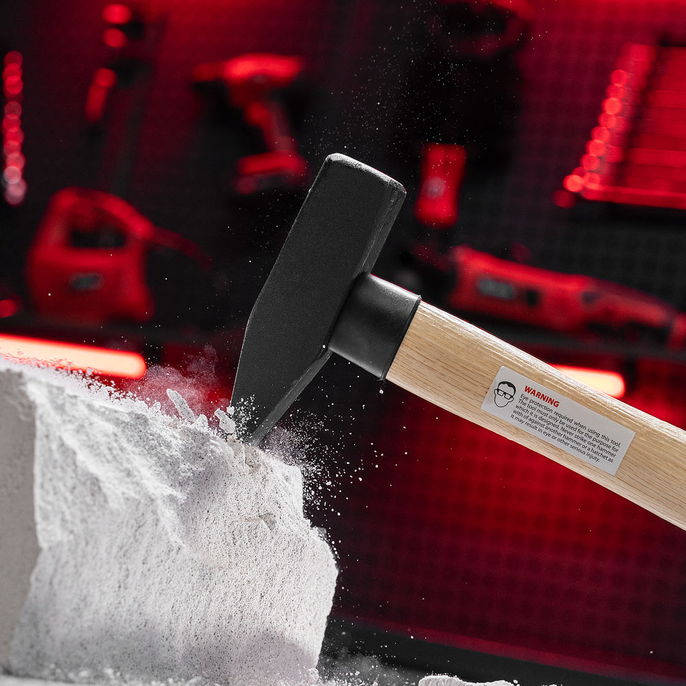 Молоток слесарный, 800 г, квадратный боек, деревянная рукоятка Matrix