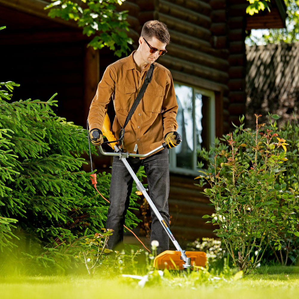 Триммер электрический TE-1400, 1400 Вт, 420 мм, катушка + диск, разборная штанга Denzel (96612)