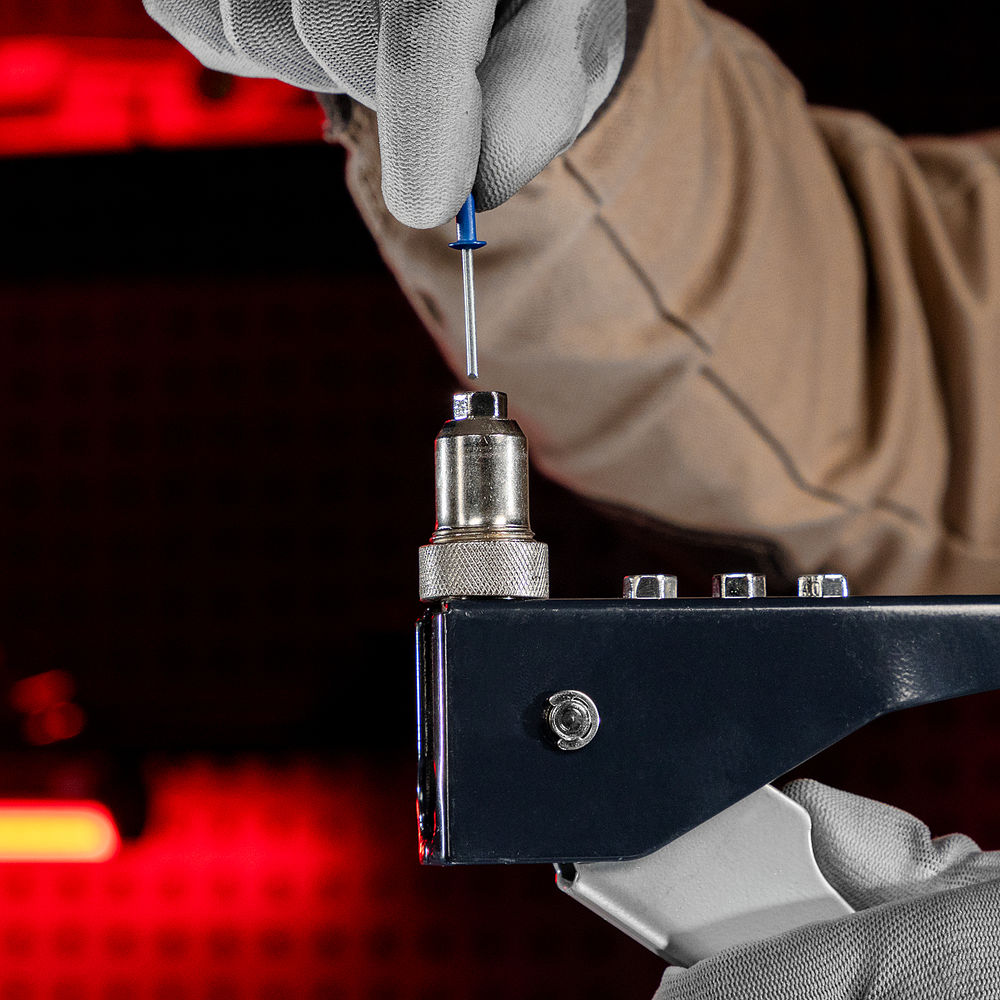 Заклепки 4.0 х 10 мм RAL 5005, синие, 50 шт Matrix (40686)