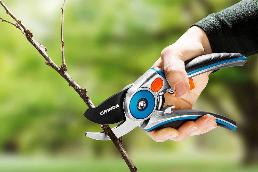 Плоскостной секатор P-29, 210 мм, закаленная сталь, усиленная конструкция с эргономичными алюминиевыми рукоятками, PROLine GRINDA 423429