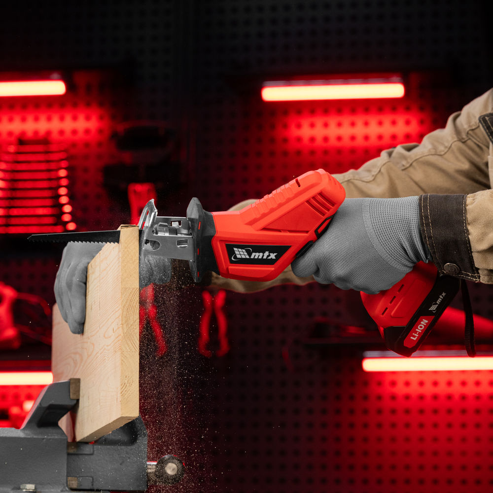 Пила сабельная аккумуляторная RС-80, Li-Ion, 20 В MTX (28812)