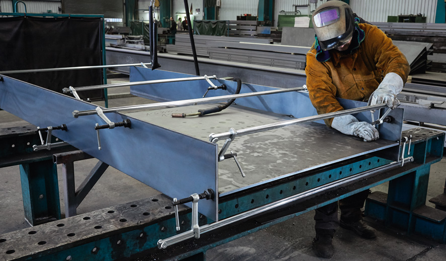 Набор струбцин адаптирующихся под различные формы 1000/120, 6.5 кН SLV100M BE-SLV100M