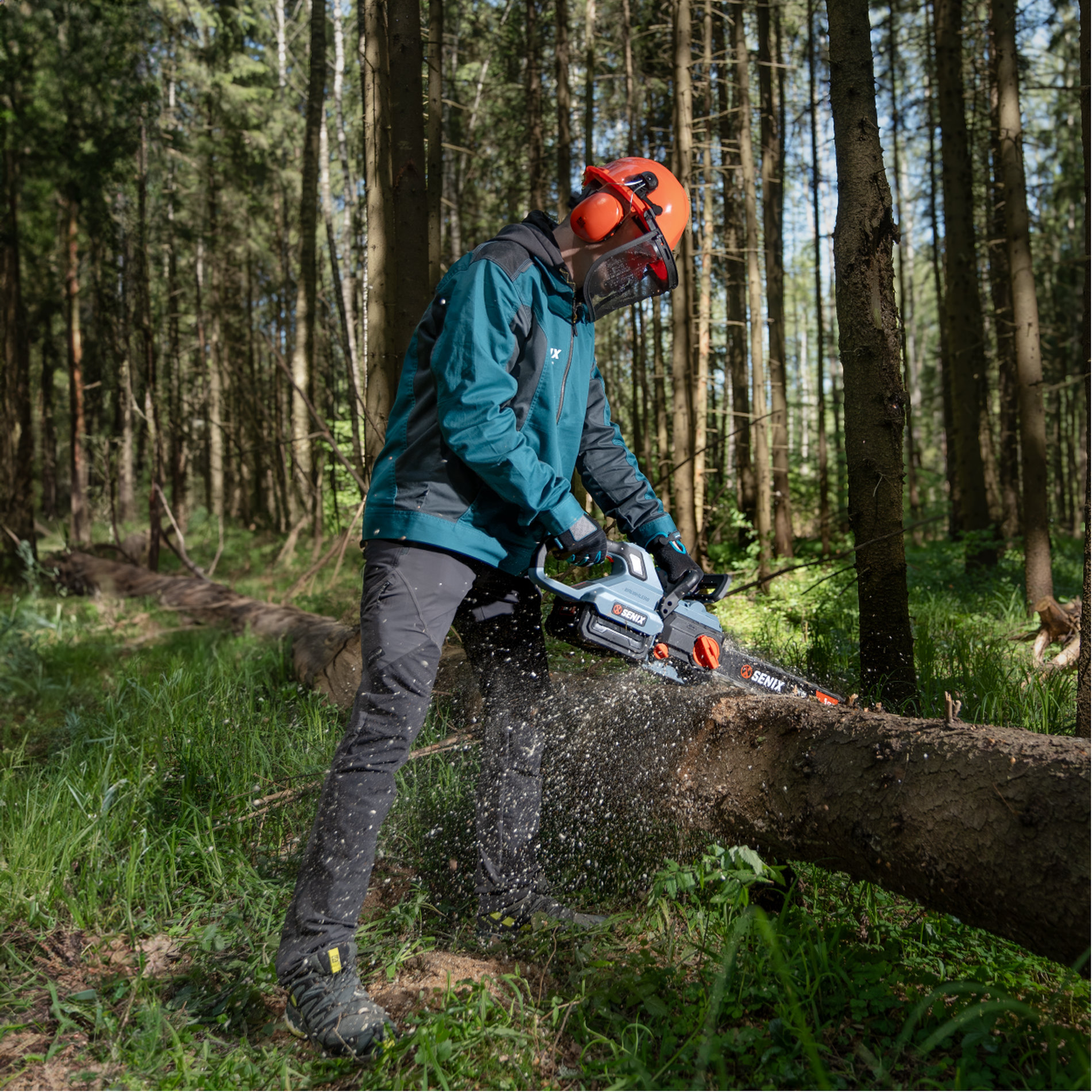 Пила цепная, бесщ.мотор, 45 см (18), Oregon. В комплекте: 1 батарея 4.0Ач, ЗУ X6 60В