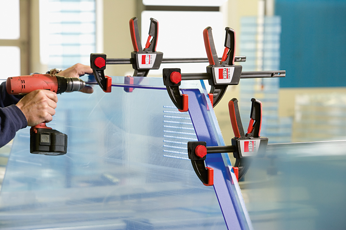 Набор струбцин пистолетного типа 110 мм x 40 мм, (EZS11-4 x 2 шт), 0.2 кН, распор 80 - 190 мм EZS11-4SET BE-EZS11-4SET