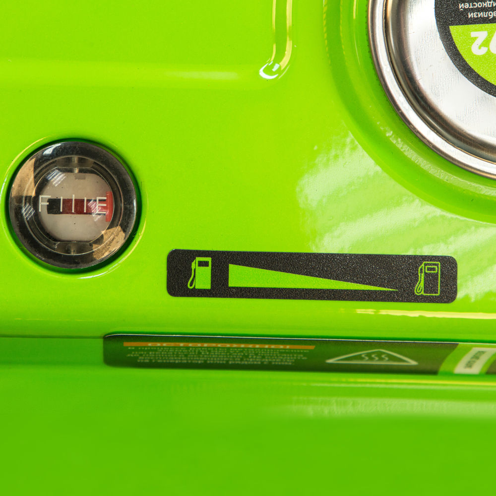 Генератор бензиновый БС-1200, 1 кВт, 230 В, четырехтактный, 5.5 л, ручной стартер Сибртех (94541)