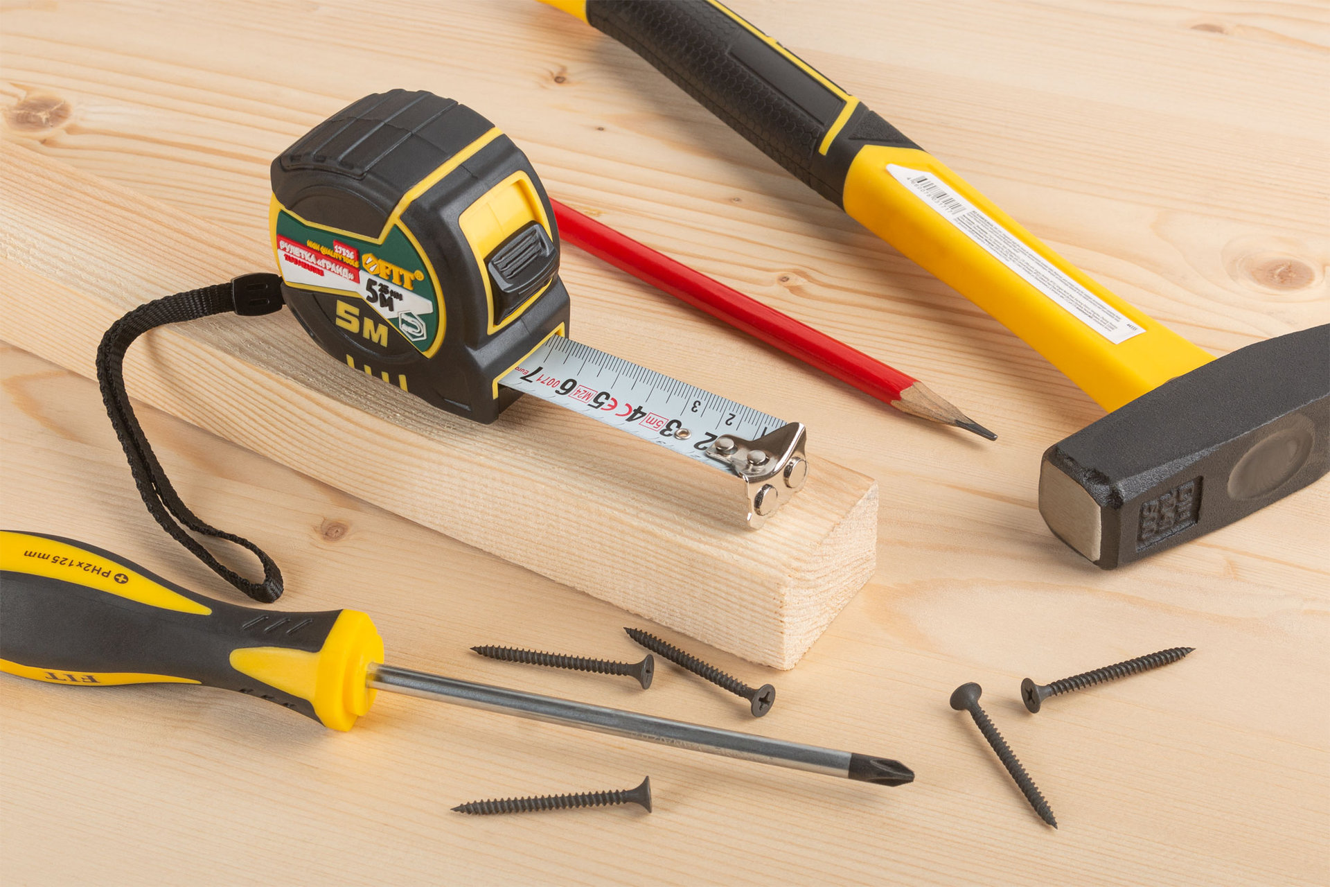 Рулетка Гранд, калибр.лента, нейлон.покр., магн.крючок, двойной стопор, прорезин.корпус 5 м х 25 мм