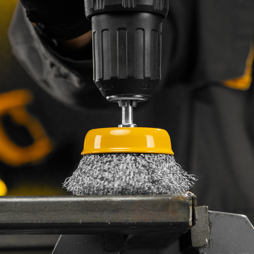 Щетка для дрели, 75 мм, Чашка, со шпилькой, нержавеющая витая проволока Denzel (744773)